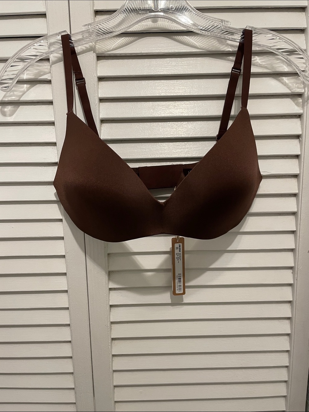 SKIMS Wireless Form Push-up Bra — Color Cocoa